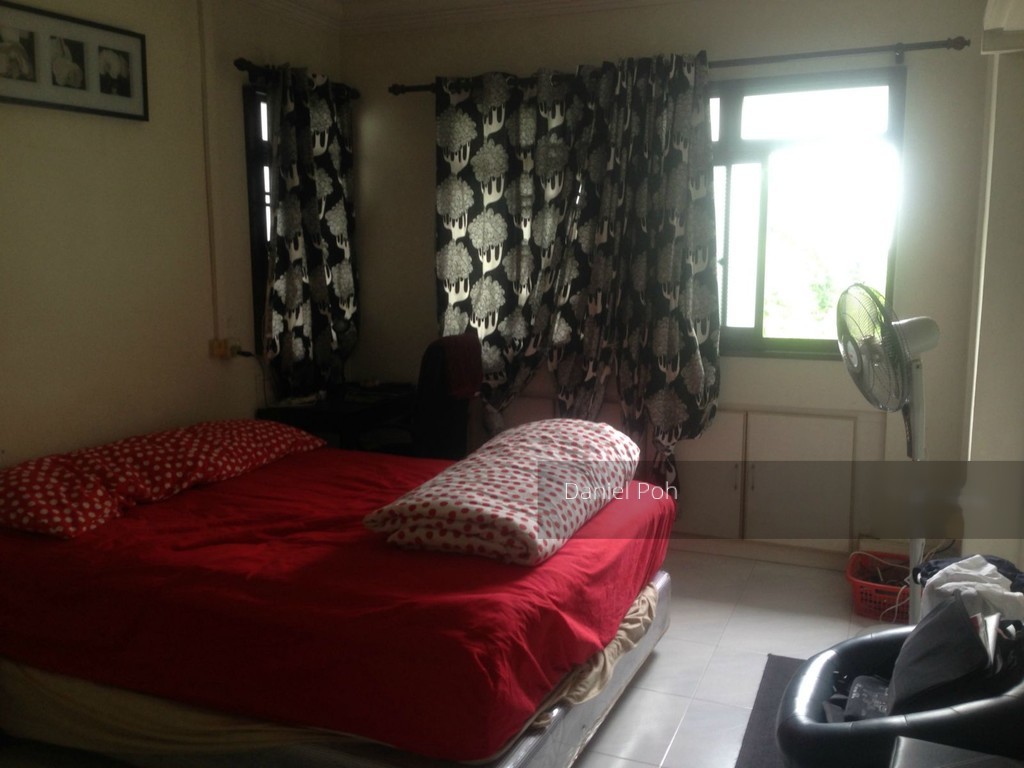 Hougang Avenue 9 thumbnail photo